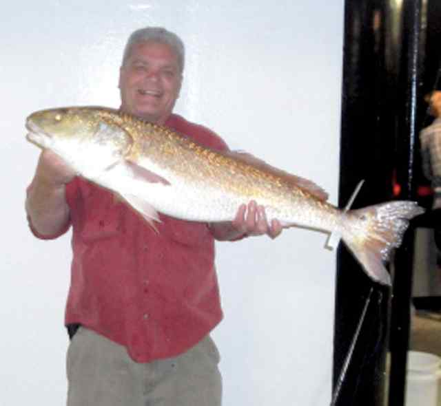 Phil Dikeman Port Aransas42&quot; 26lb red