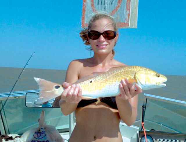 Abbie Droughton Surfside Intercoastal24&quot; redfish