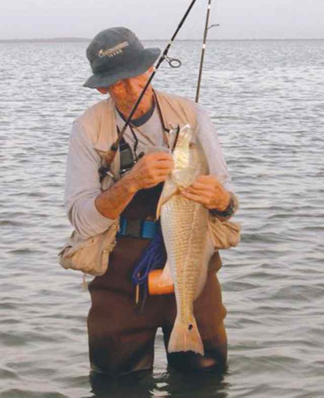Mac Palmer St. Charles Bay25&quot; redfish CPR