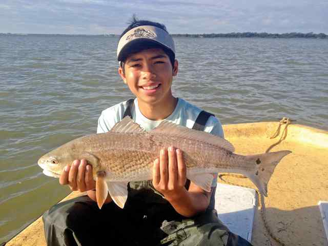 Cameron Apostol Port Lavaca23&quot; redfish