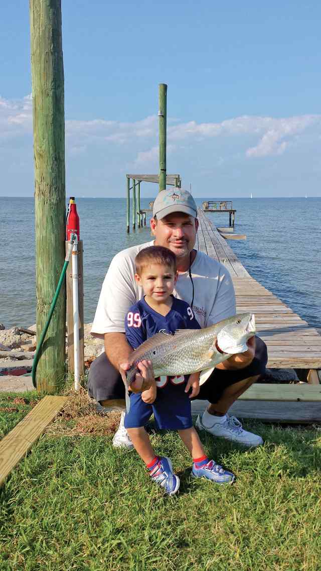 Abel Henderson San Leon24&quot; first redfish!