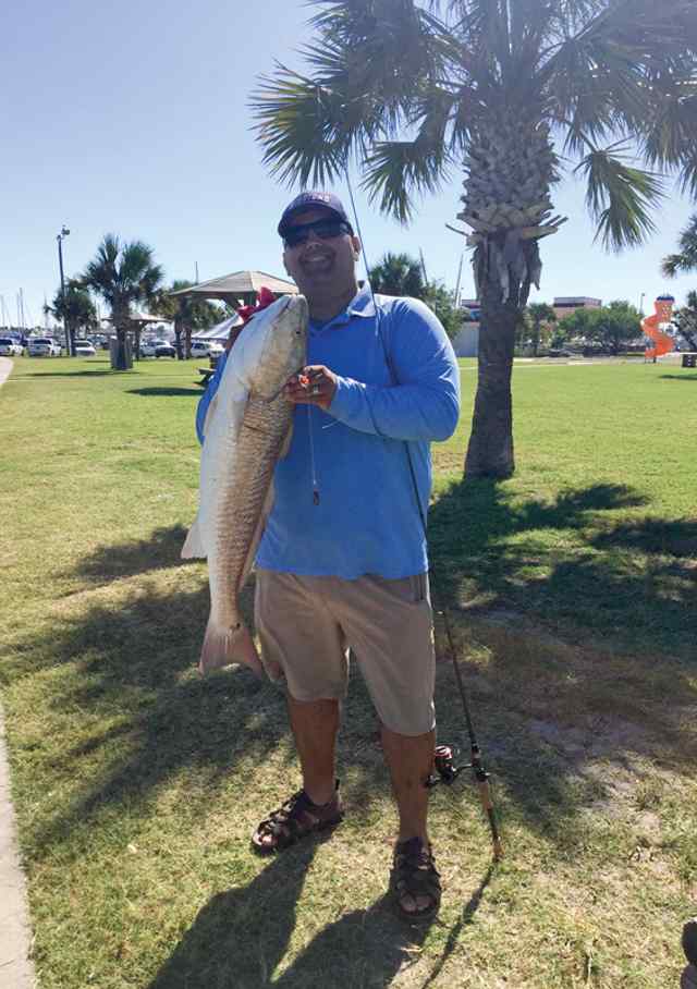 Daniel Carrola Port Aransas, Roberts Point Park - 38" redfish