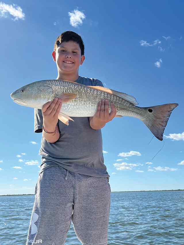 Erick Dewart Port Mansfield - 27" redfish