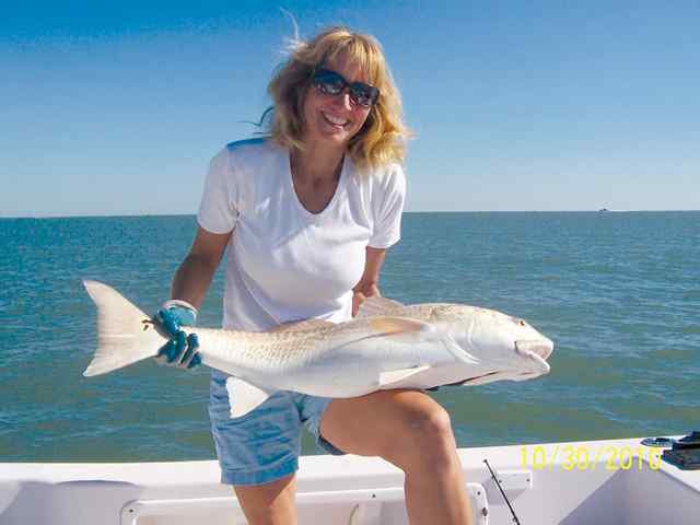 Tricia Allen Galveston Jetty36&quot; first bull red!