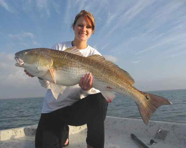 Julia Gardner Matagorda38&quot; 24lb bull red