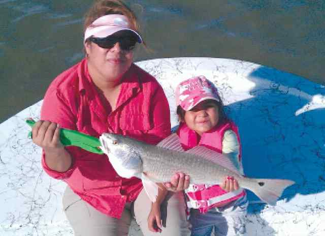 Maribel Leon & Dayanara Arroyo24&quot; redfish