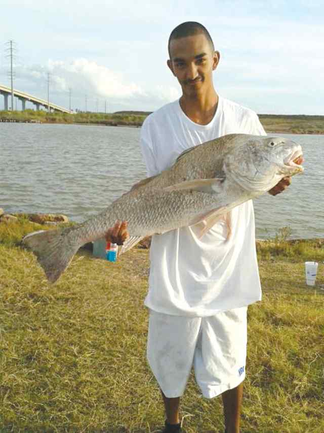 Chris Mariscal Quintana38&quot; 25lb black drum