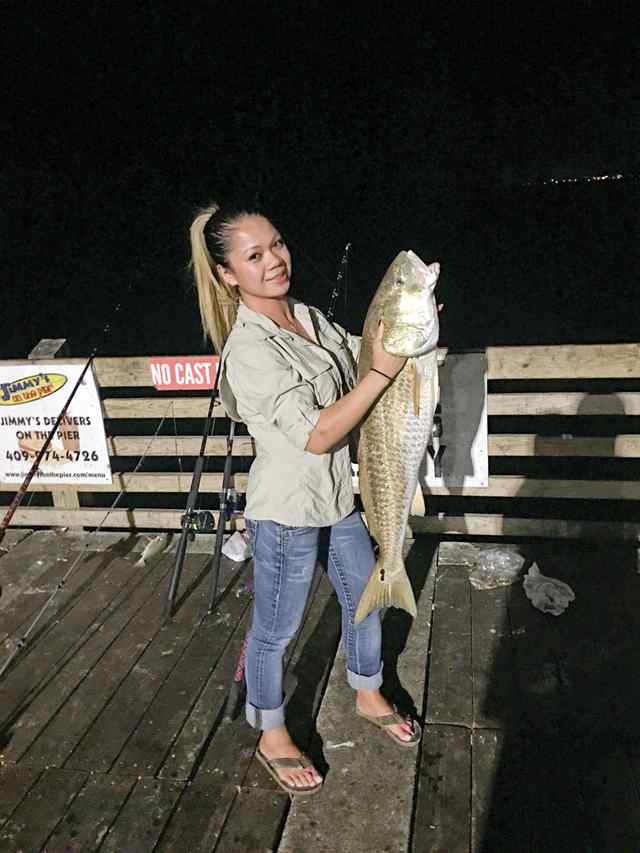 Quynh Johnson Galveston pier - 41" bull red
