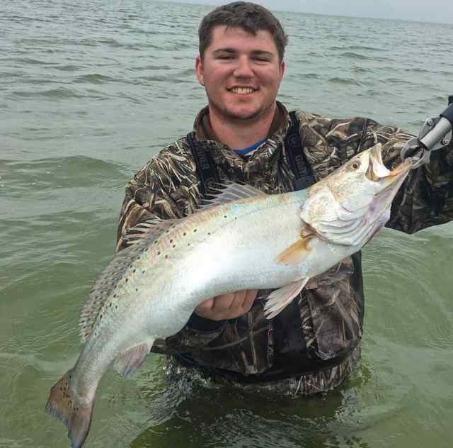 Matt Vannoy Baffin Bay - 7 lb trout