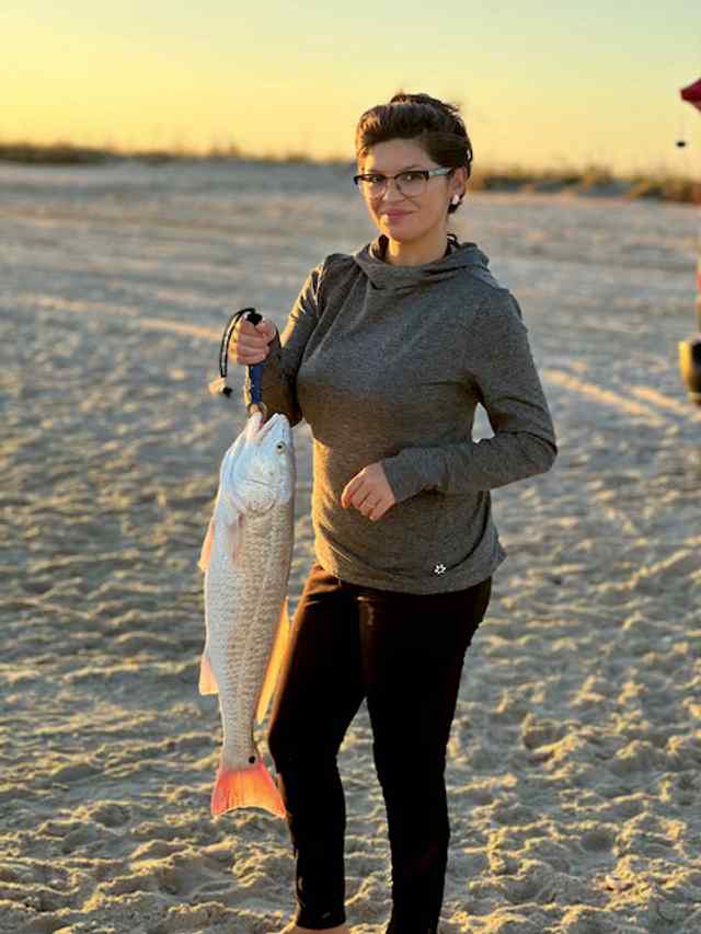 Vanessa Lovin Matagorda Beach - 28" first surf red!