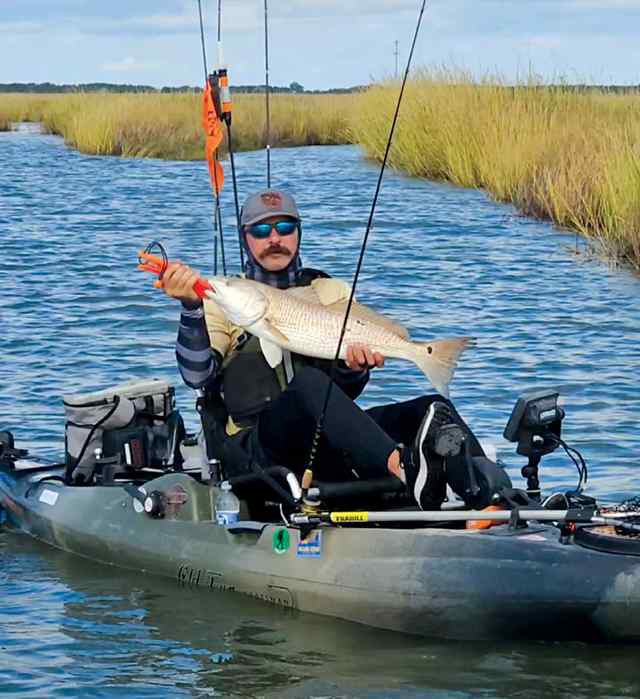 Stephen Burton Texas Bayou, Port Arthur - 32" bull red CPR, caught on artificial in a kayak