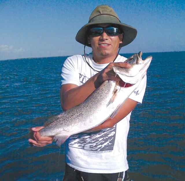 Miguel Barajas Arroyo City30&quot; 8lb speckled trout