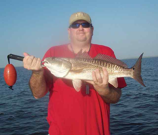 Chad Lyden Sabine Lake28&quot; 8lb redfish