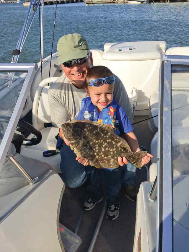 Beaux Skowron Galveston18&quot; first flounder!