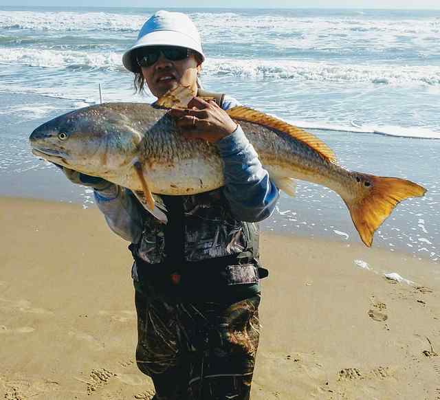 Tessie Wightman South Padre Island, Mansfield Cut - 43" 22 lb bull red