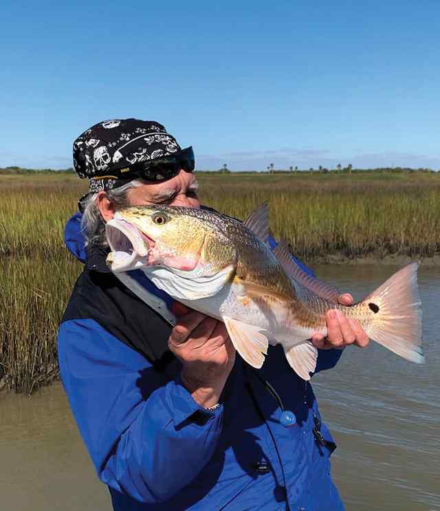 Salvador Avalos Tres Palacios Bay - 27" redfish