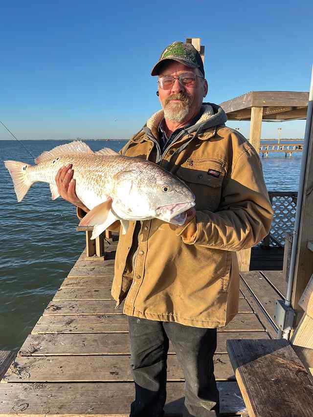 David Hoffman Corpus Christi (Cosway Pier) - 36" first bull red! CPR, caught on a light rod with croaker tail