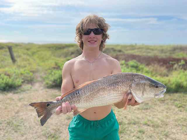 Patrick McRea Galveston surf - 28" redfish