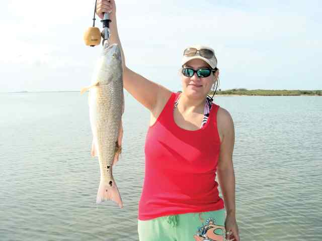 Lorrie Reyes Rockport
  27.5&quot; red