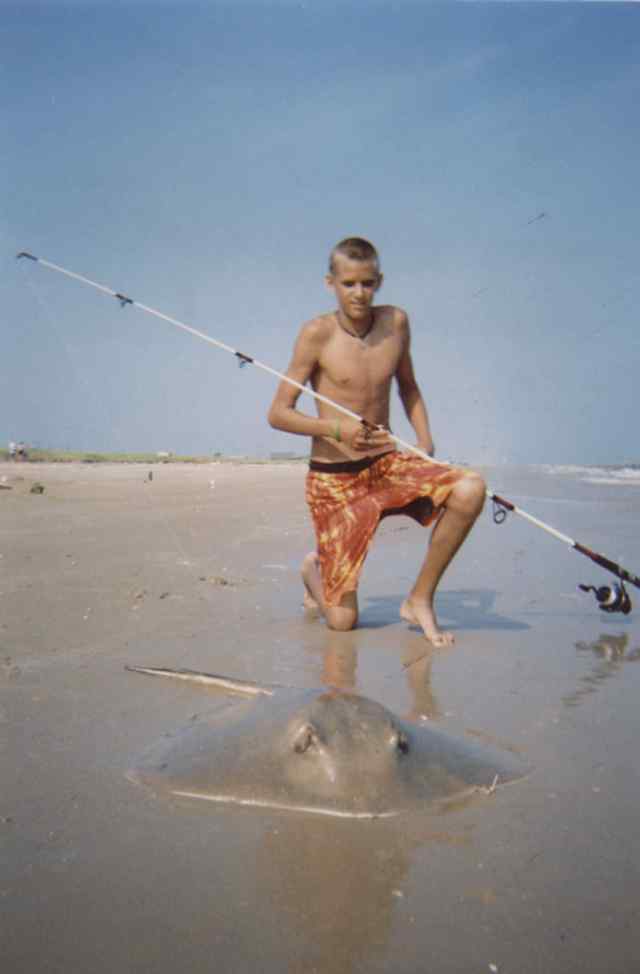Jake Merta 36&quot; stingray, CPR, surf fishing for the first time!