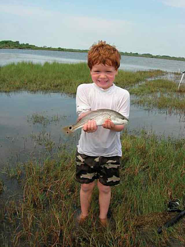 Thomas Shavlan first keeper red!