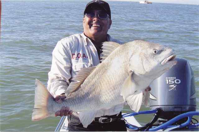 Abel "3 Moons" Ruiz San Leon drum run