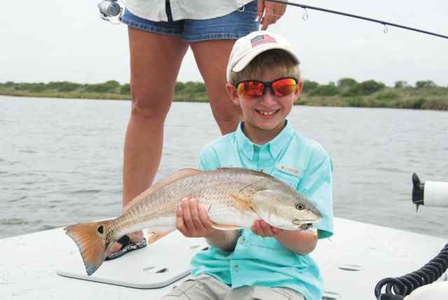 Justin Rearick 22&quot; first redfish!