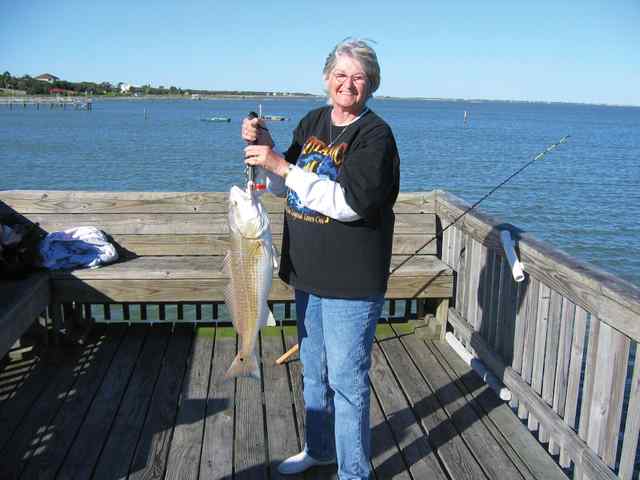Margaret Moore Rockport Pelican Bay Resort Pier - 11lb red