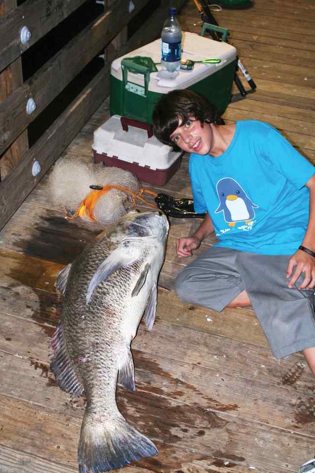 Erik Hernandez Port Lavaca pier - 40&quot; 40lb drum