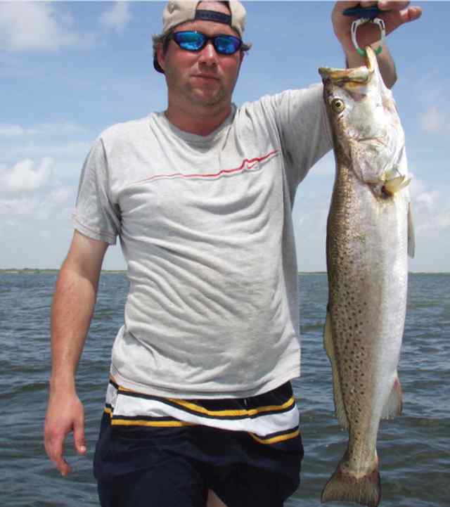Brad Neutzler Lower Laguna Madre28.25&quot; trout CPR