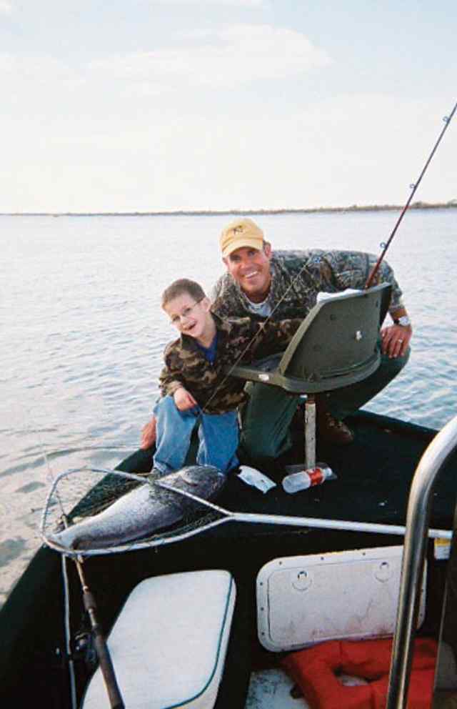 Hunter King and father, Dial King spending time together fishing