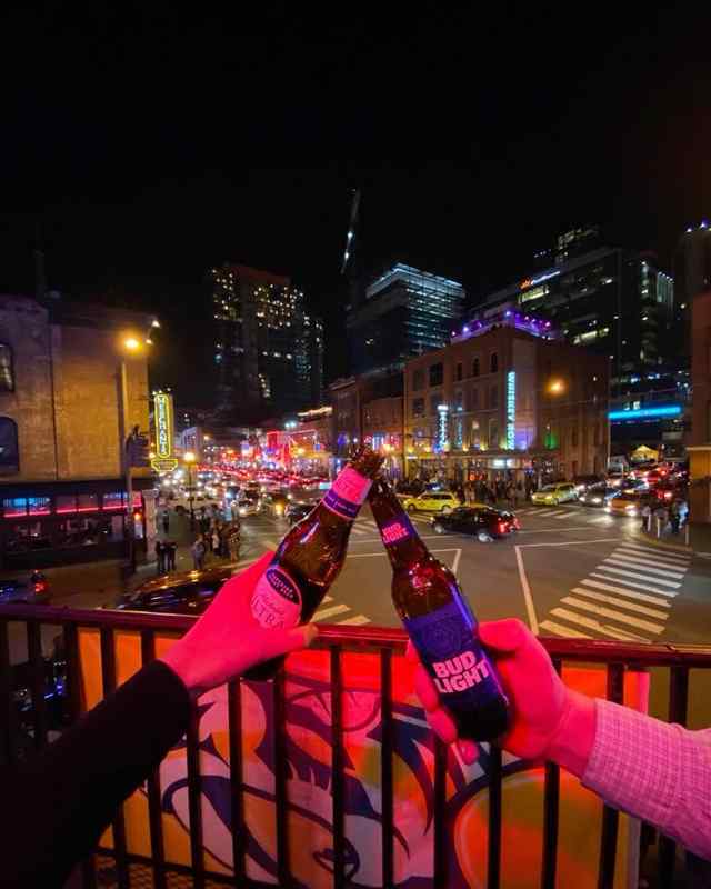 Honky Tonk Central cheers.jpeg Honky Tonk Central cheers.jpeg