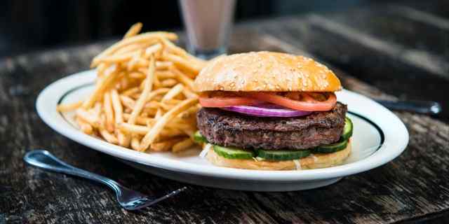 Brooklyn Bowl burger .jpeg Brooklyn Bowl burger .jpeg