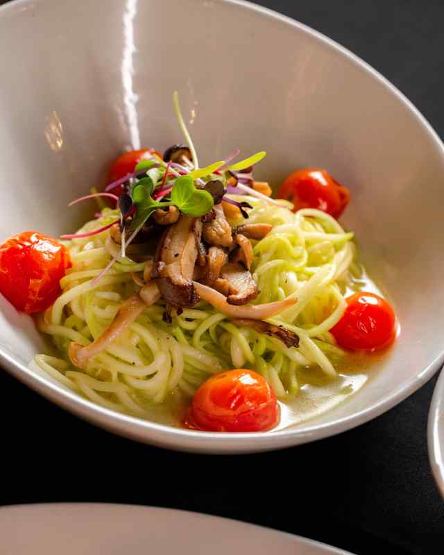 Food 2 dinner HOC House of Cards Nashville.jpg Food 2 dinner HOC House of Cards Nashville.jpg