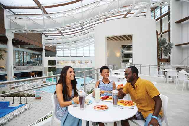 Gaylord Opryland decibels_restaurant_at.jpeg Gaylord Opryland decibels_restaurant_at.jpeg