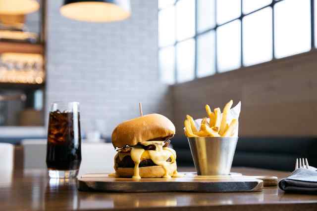 JW Mariott burger.jpeg JW Mariott burger.jpeg