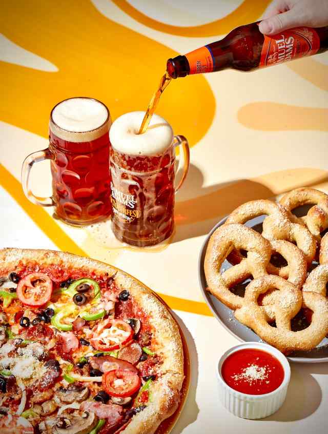 Mellow Mushroom Nashville pizza pretzel beer.jpeg Mellow Mushroom Nashville pizza pretzel beer.jpeg