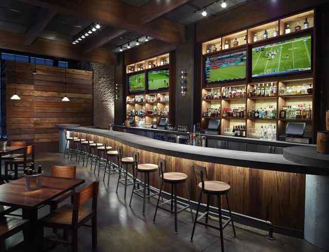 OMNI bar 3.jpeg OMNI bar 3.jpeg