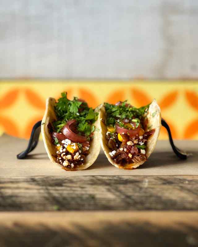 Pancho and Leftys barba cola short rib bbq tacos.jpeg Pancho and Leftys barba cola short rib bbq tacos.jpeg