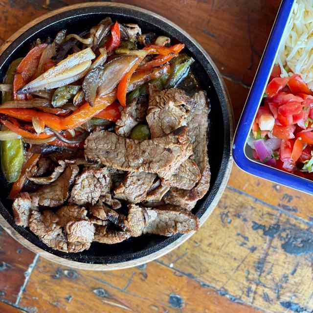 Pancho and Leftys Nashville steak fajitas 2.jpeg Pancho and Leftys Nashville steak fajitas 2.jpeg