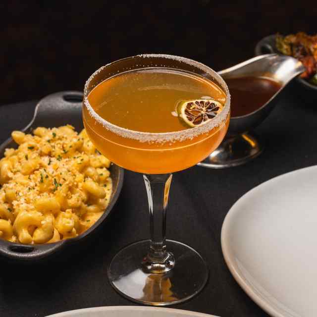 Winter martini HOC House of Cards Nashville.jpg Winter martini HOC House of Cards Nashville.jpg