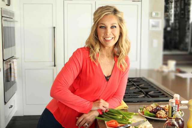 7 Ways To Outsmart Your Food Cravings