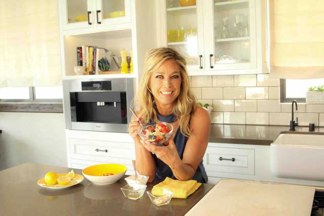 Fit + Fab: Healthy Breakfast Suggestion