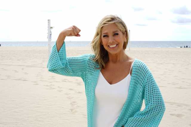 Sexy Arm Workout Part 3: 6-Minute Sexy Arms