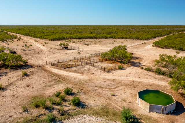 39048923f51c.jpg 39048923f51c.jpg