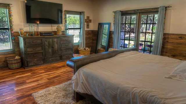 fbcbb6e1714b.jpg fbcbb6e1714b.jpg