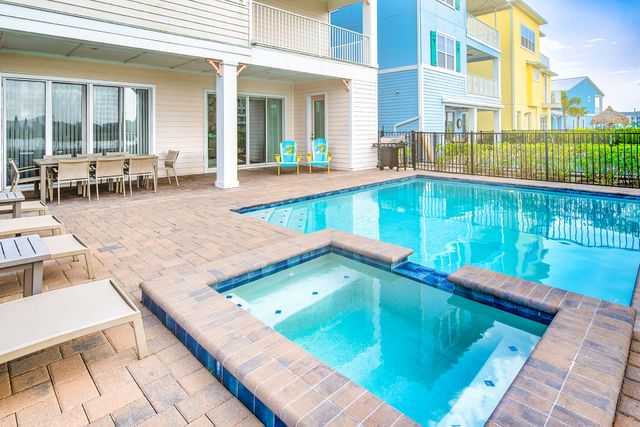 240916_MRO_Cottages_Pool.jpg 240916_MRO_Cottages_Pool.jpg