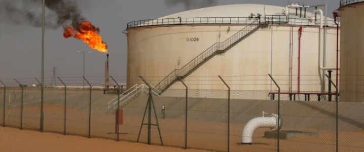 100_Oil_Titan 100_Oil_Titan