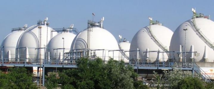 Houston_Oil_Titan_1 Gas_Winner_Titan_1