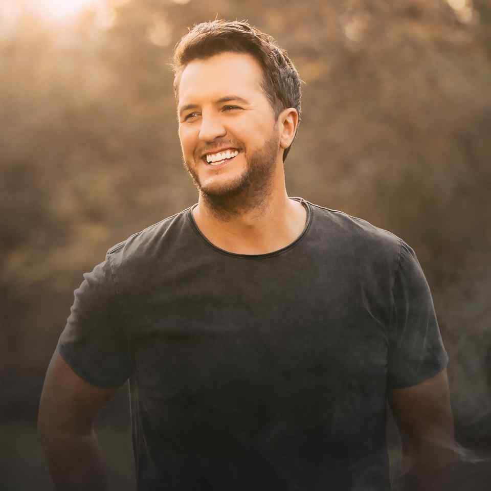 FiveTime Entertainer of The Year LUKE BRYAN Announces RAISED UP RIGHT TOUR